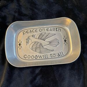 Wilton Armetale Peace on Earth bread tray serve ware